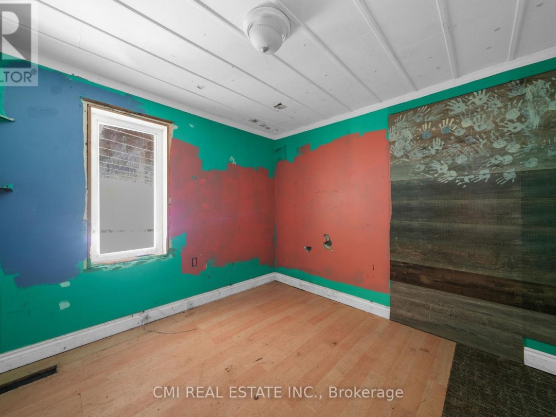 1093 SOUTH LAKE ROAD, 