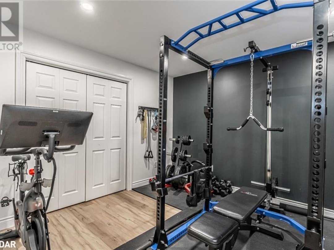 285 WARMINSTER Sideroad, 