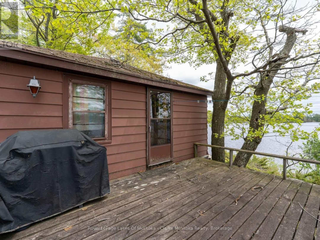 134 Pond Road, Six Mile Lake