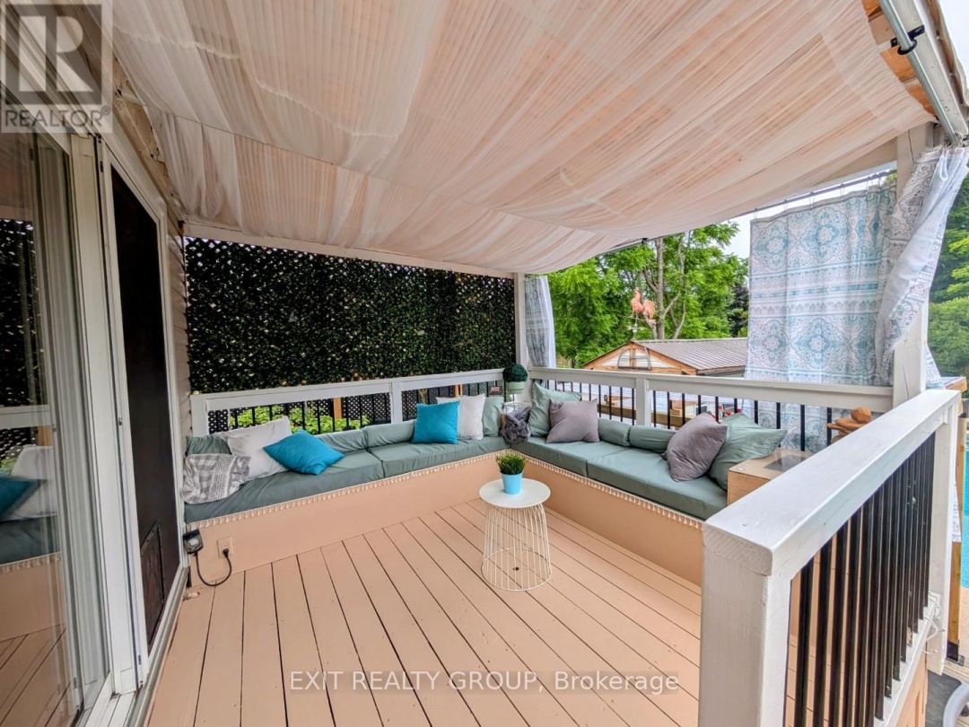 76 JOHN DILLINGNO STREET, 