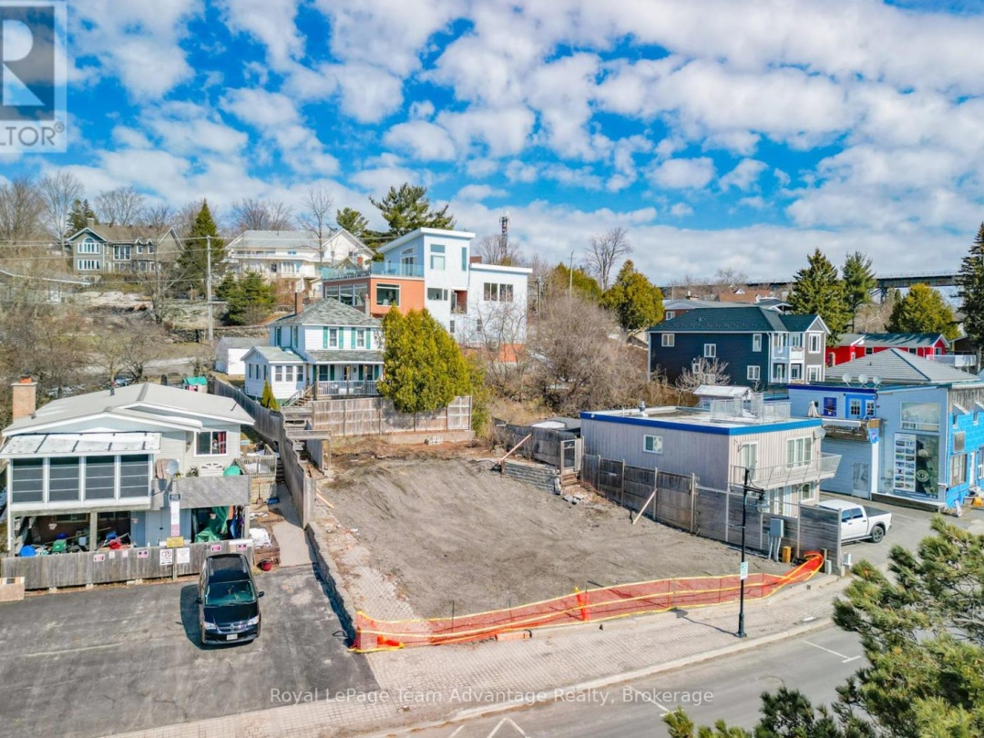 22 Bay Street, Parry Sound