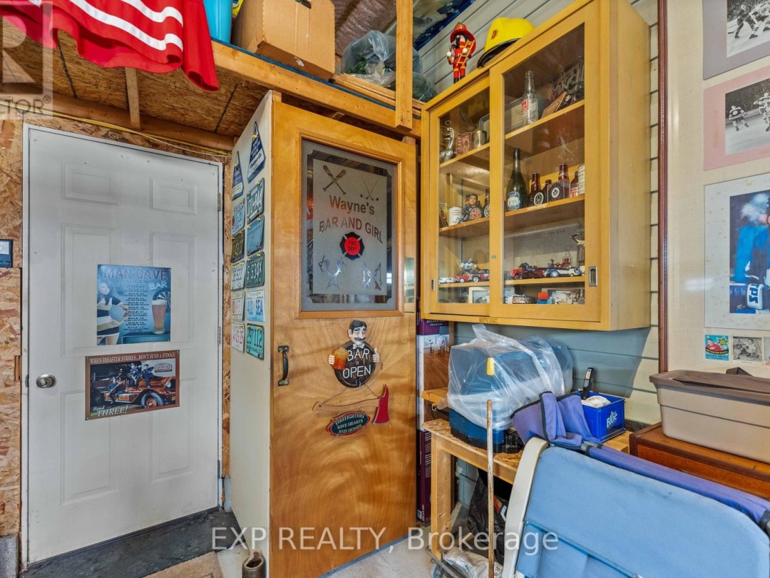 56 CREEKSIDE CIRCLE, 