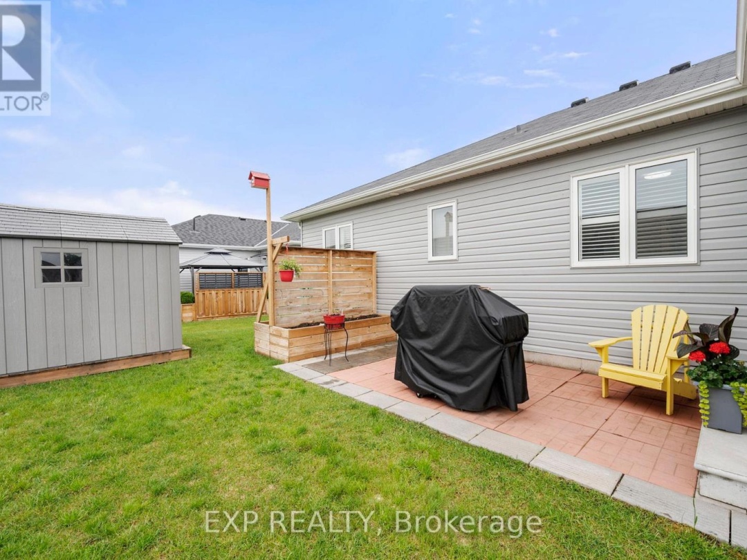 10 SINCLAIR CRESCENT, 