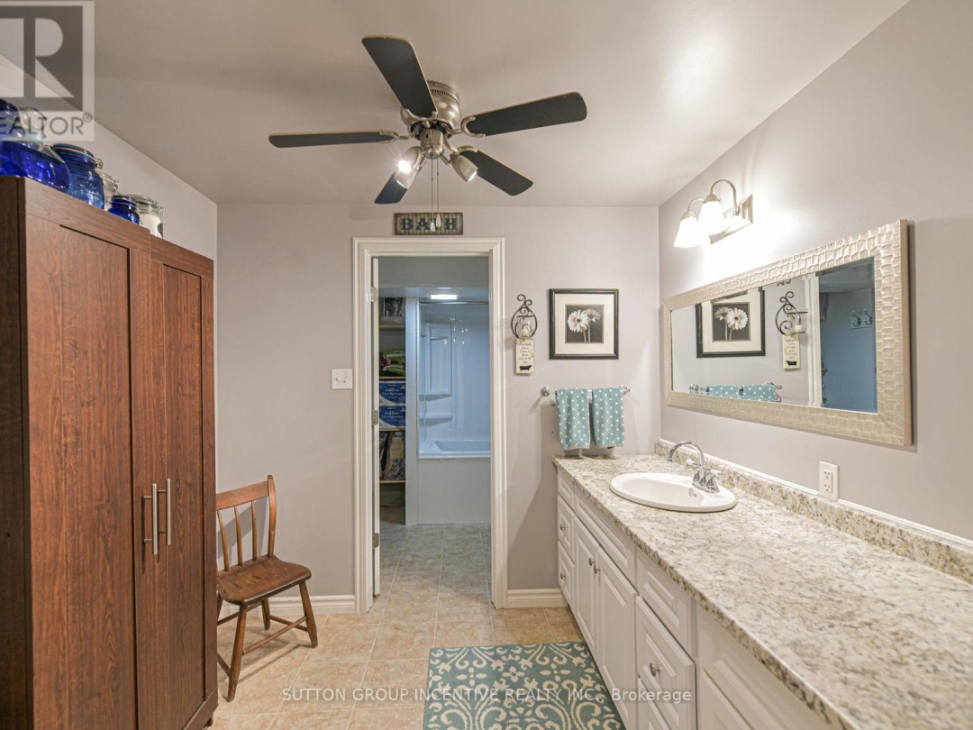 78 VANESSA DRIVE, 