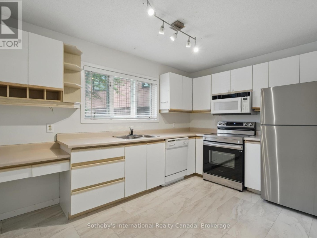 49 Southbank Drive, Lake Muskoka