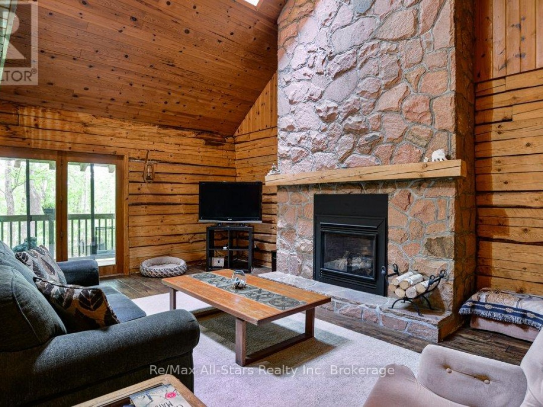 1386 SOUTH PORTAGE ROAD, 