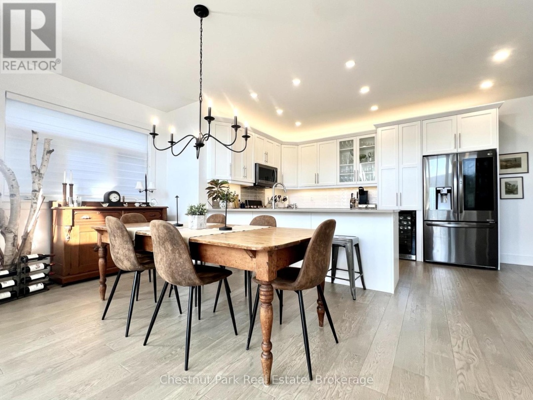 28 - 8 WILLIAM JAMES COURT, 