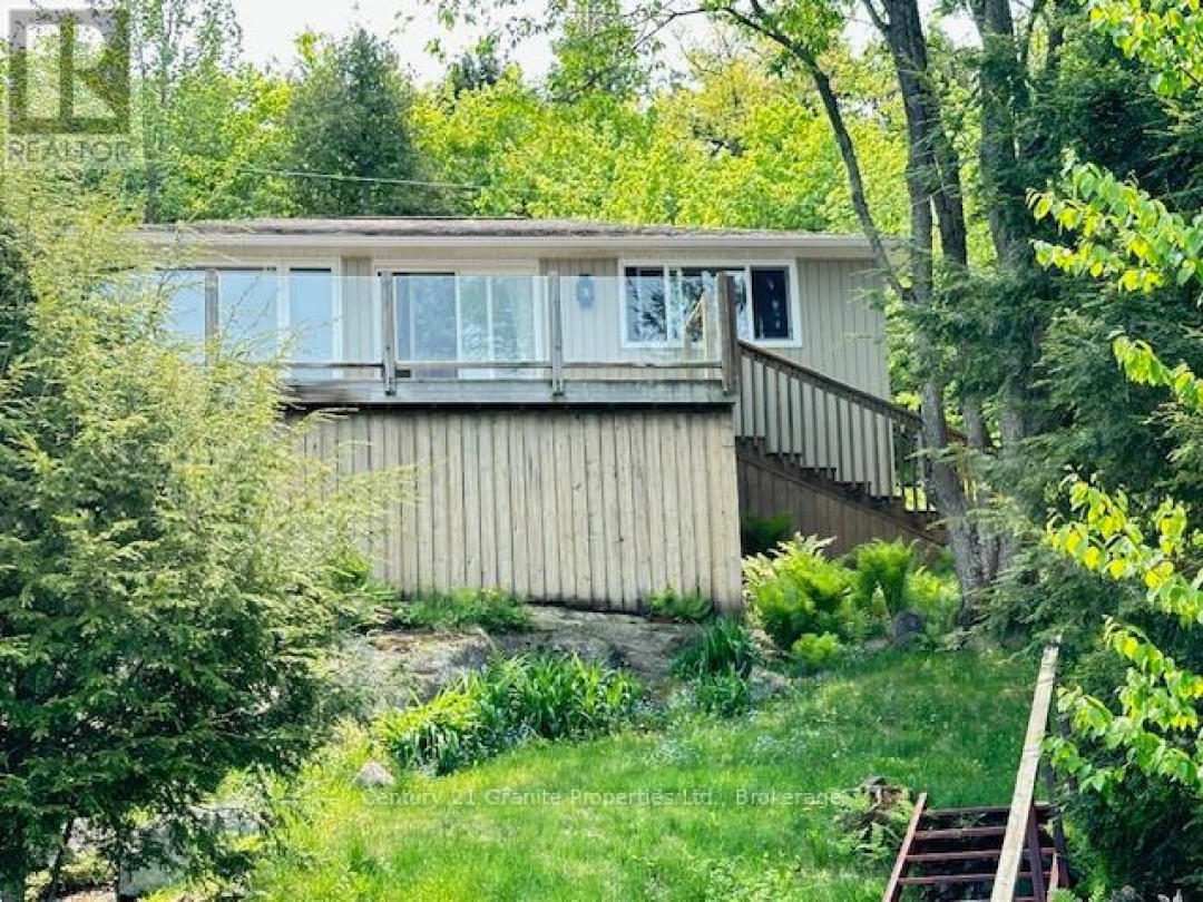 4 TURTLE LANE, 