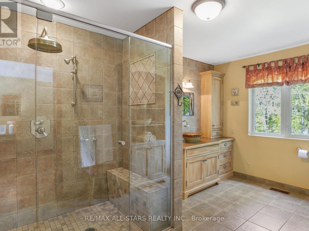 9 Evergreen Way, Little Bald Lake