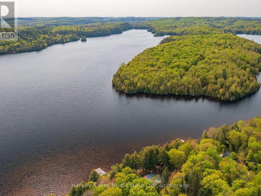 1033 Scott Lane, Oxbow Lake
