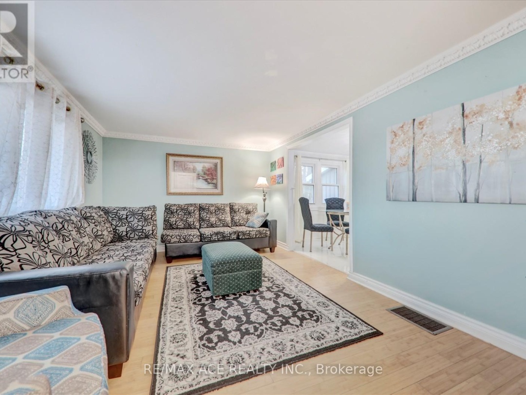 1308 Portage Road, Mitchell Lake