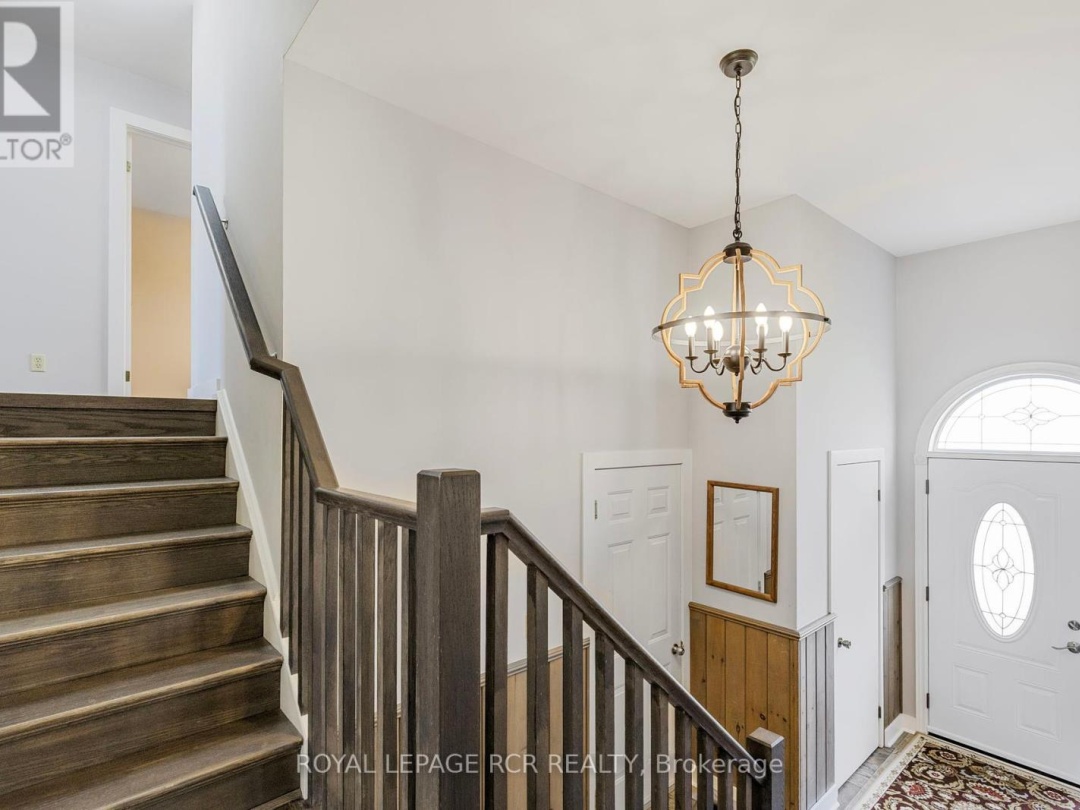 80 Woodside Drive, Orillia
