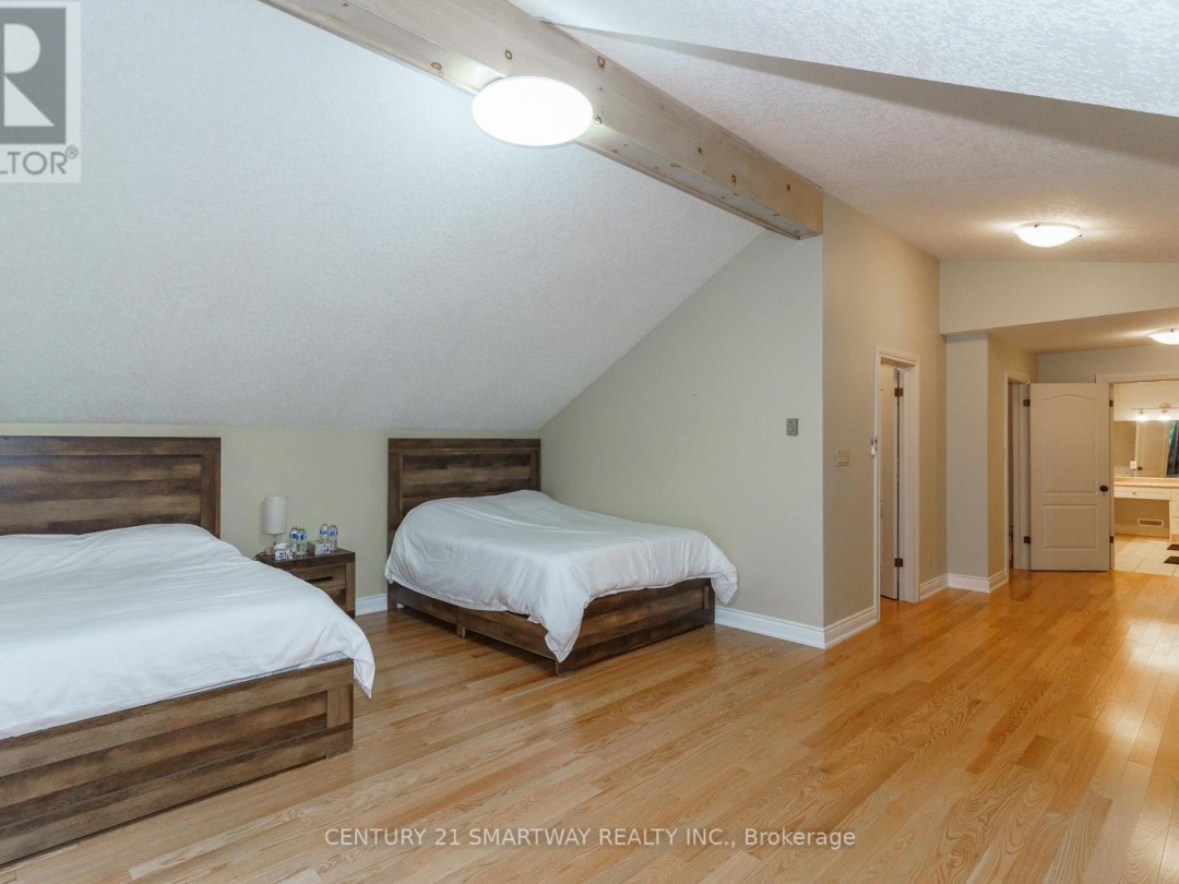 1066 TALLY-HO WINTER PARK ROAD, 