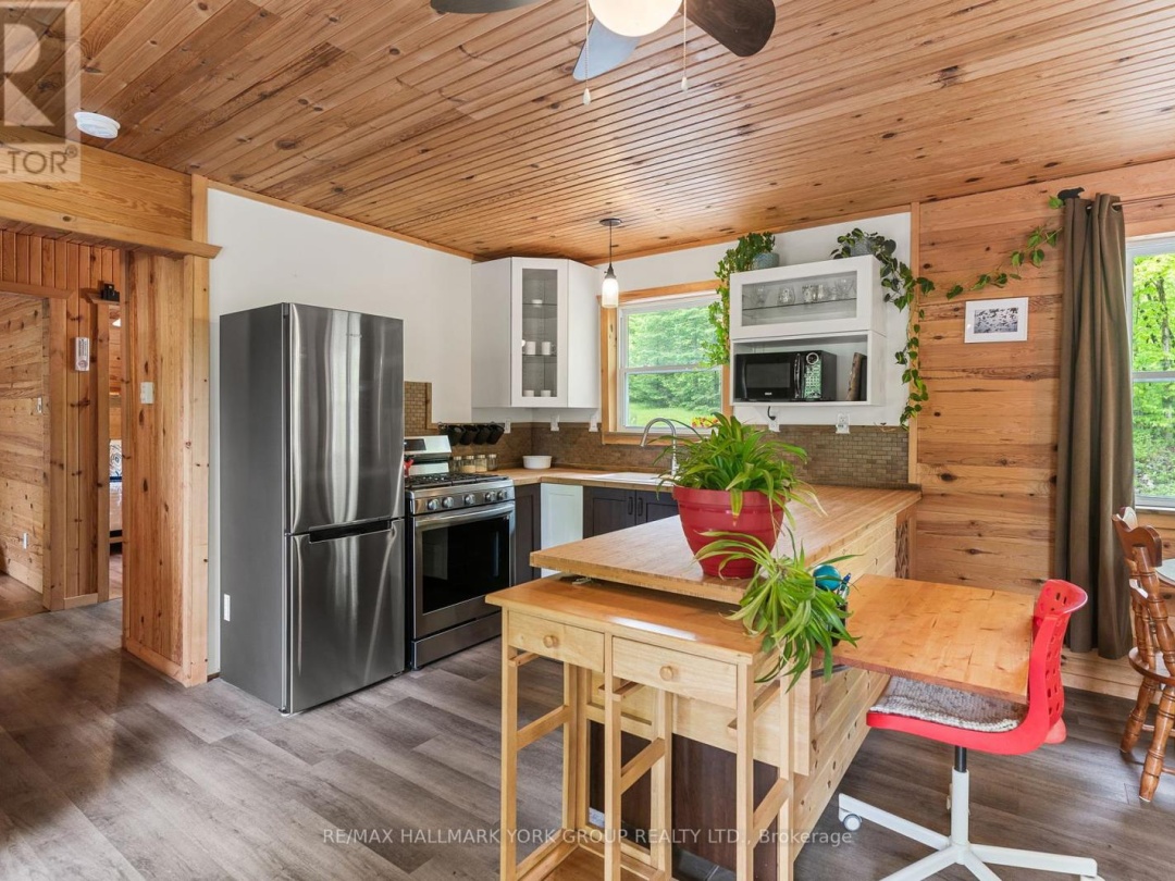 1664 Minnicock Lake Road, Minnicock Lake