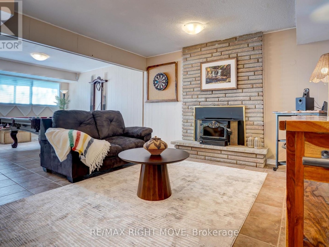 363 Tallwood Drive, Orillia