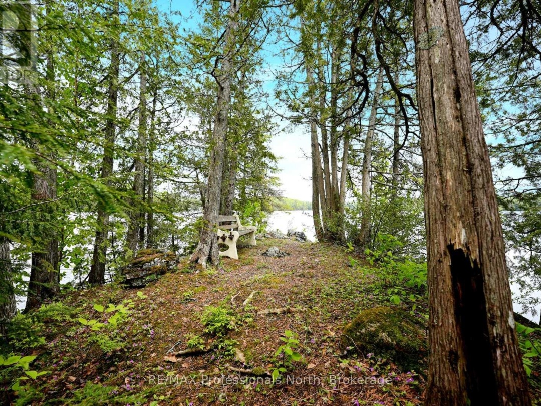 1191 Enterprise Drive, Contau Lake