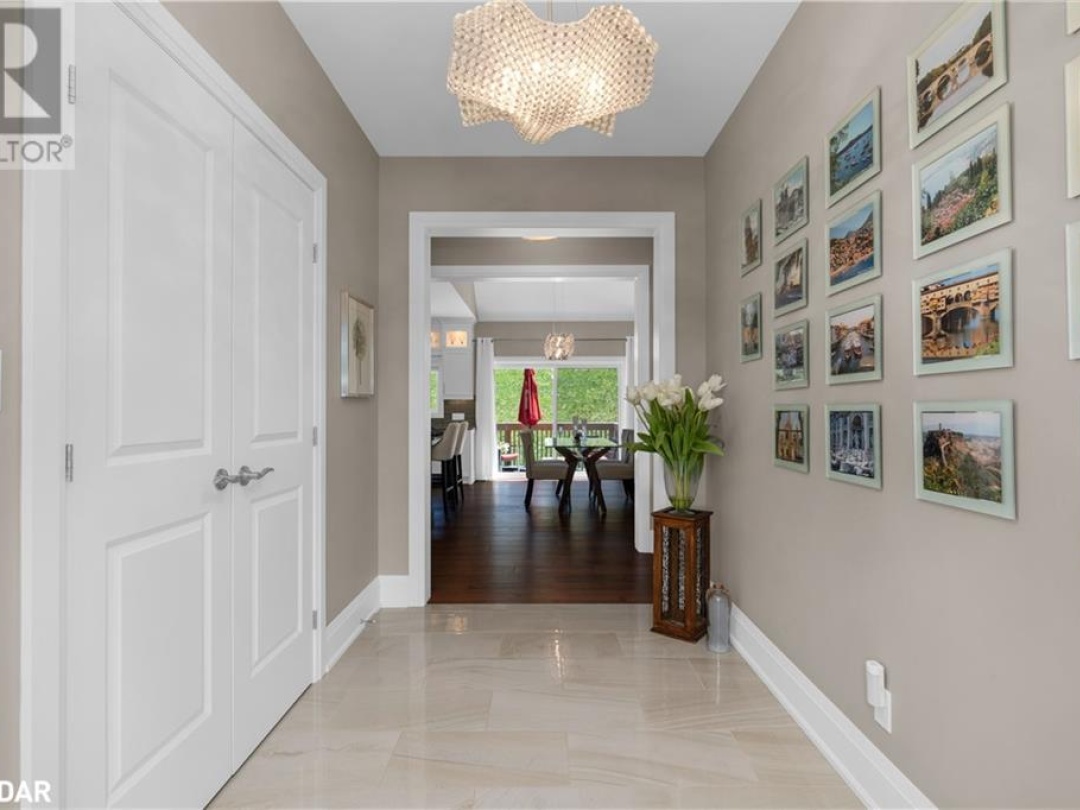 43 Thoroughbred Drive, Oro-Medonte