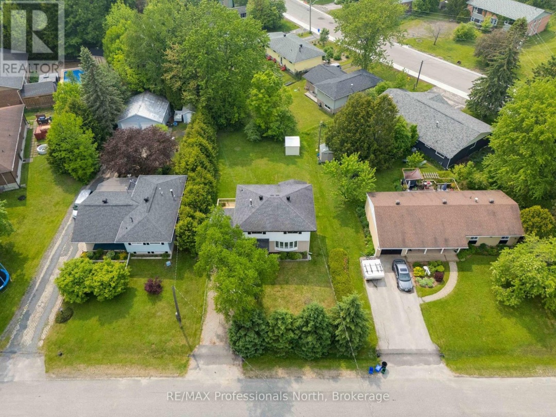 3 PLEASANT AVENUE, 