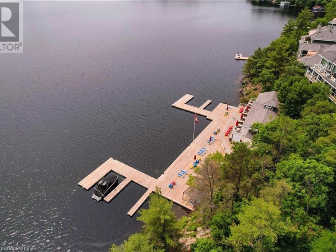 1869 Hwy 118 W Unit# Bhvb201, Lake Muskoka