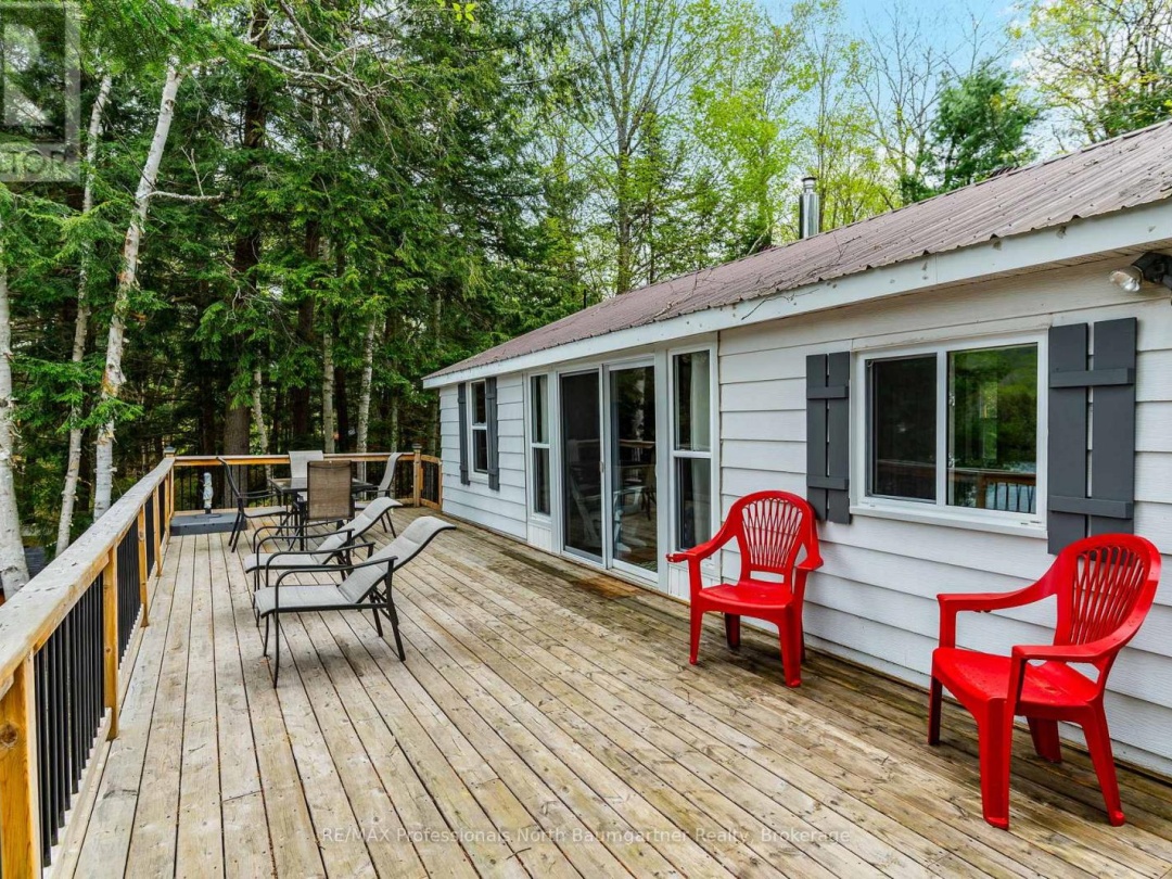 1004 Wilson Heights Trail, Haliburton Lake