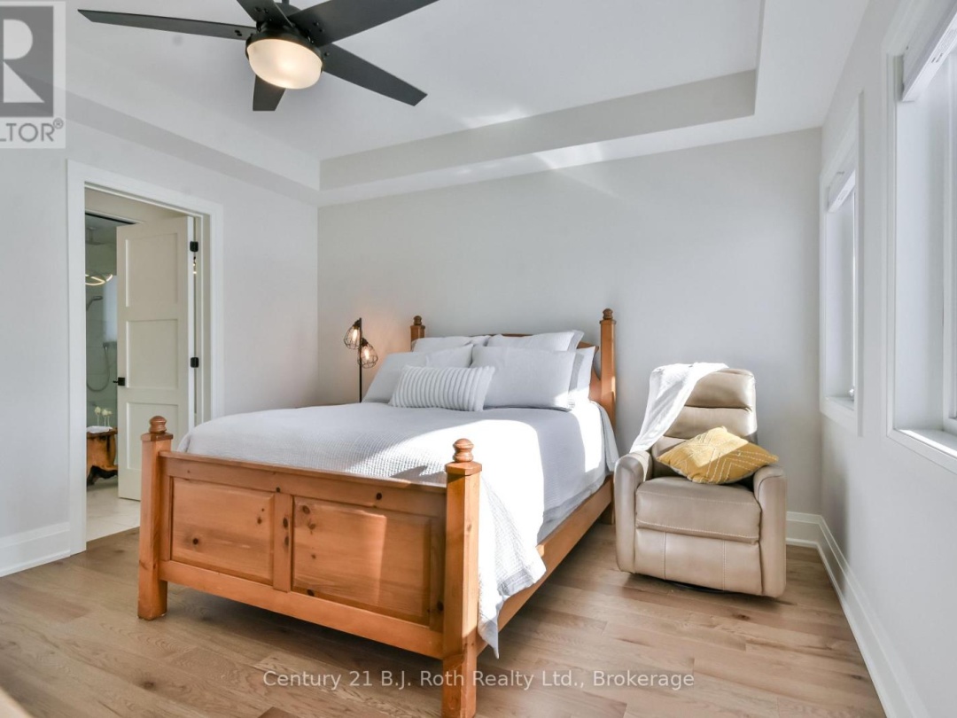 27 53 Dock Lane, Georgian Bay