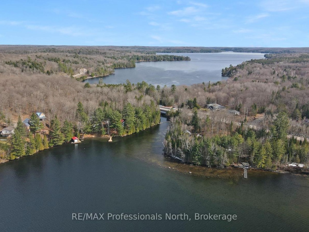 1008 Cherokee Trail, Halls Lake