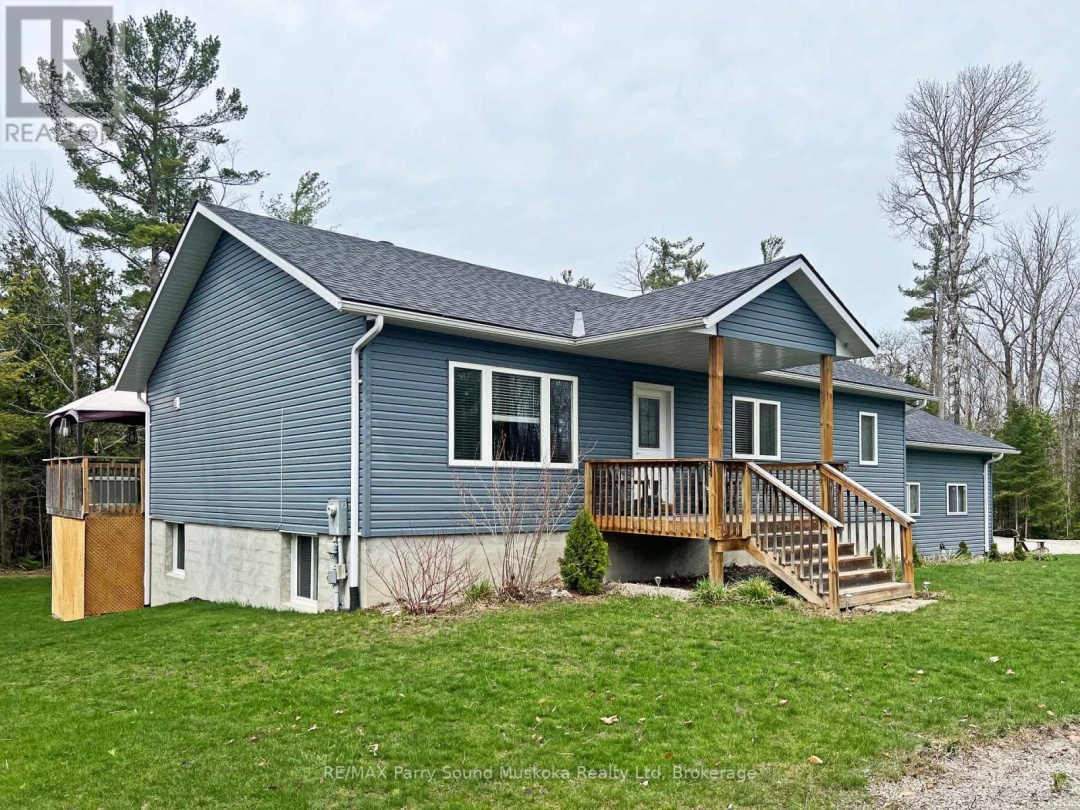 52 Meadows Avenue, Tay