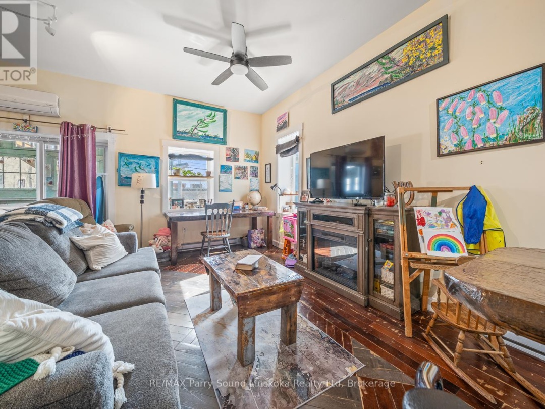 47 GIBSON STREET, Parry Sound