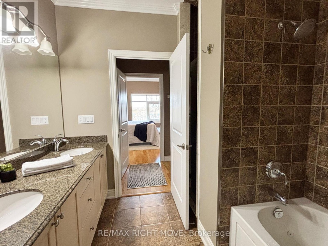 504 - 80 ORCHARD POINT, Lake Simcoe