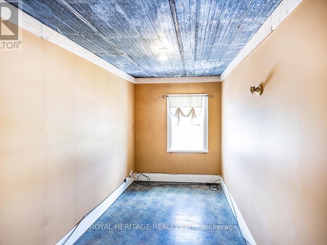 833 WOODVILLE ROAD, 