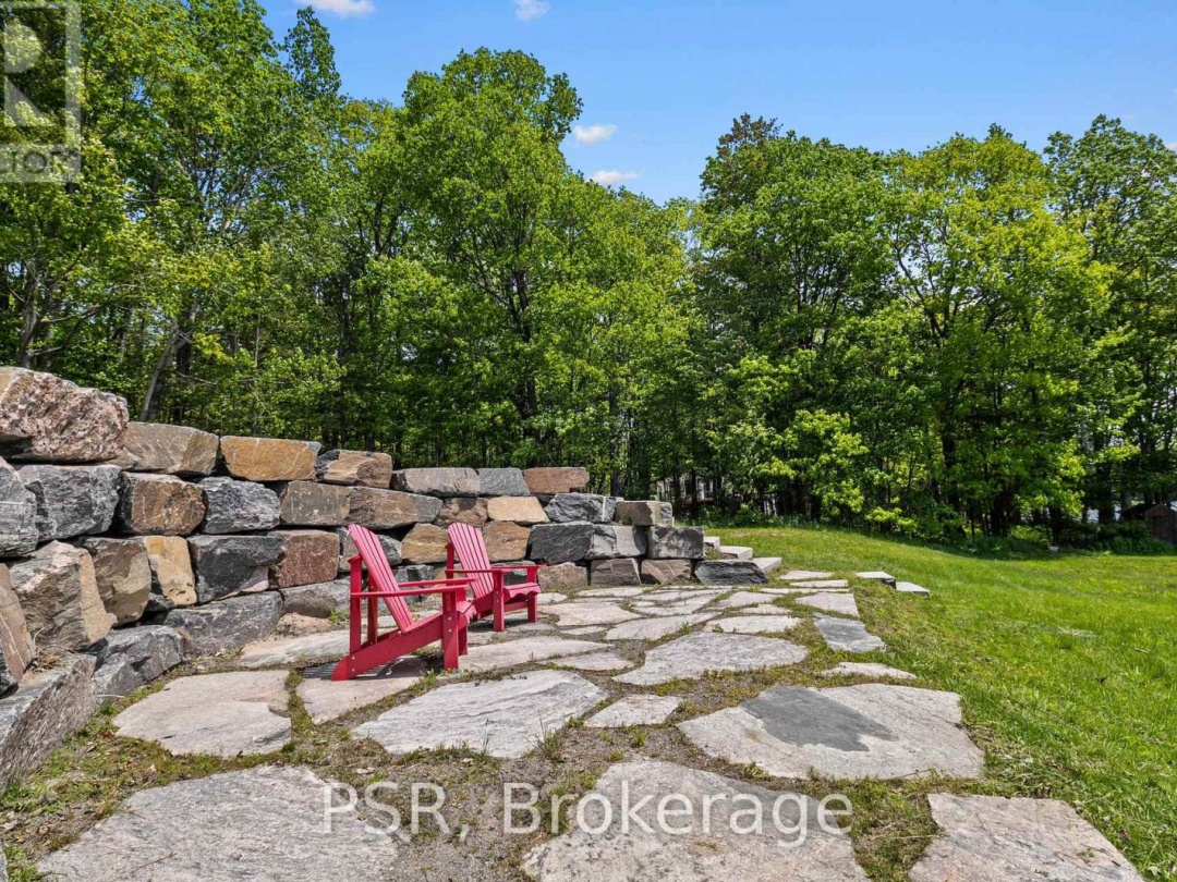 1030 S Sunset Bay Road, Lake Muskoka