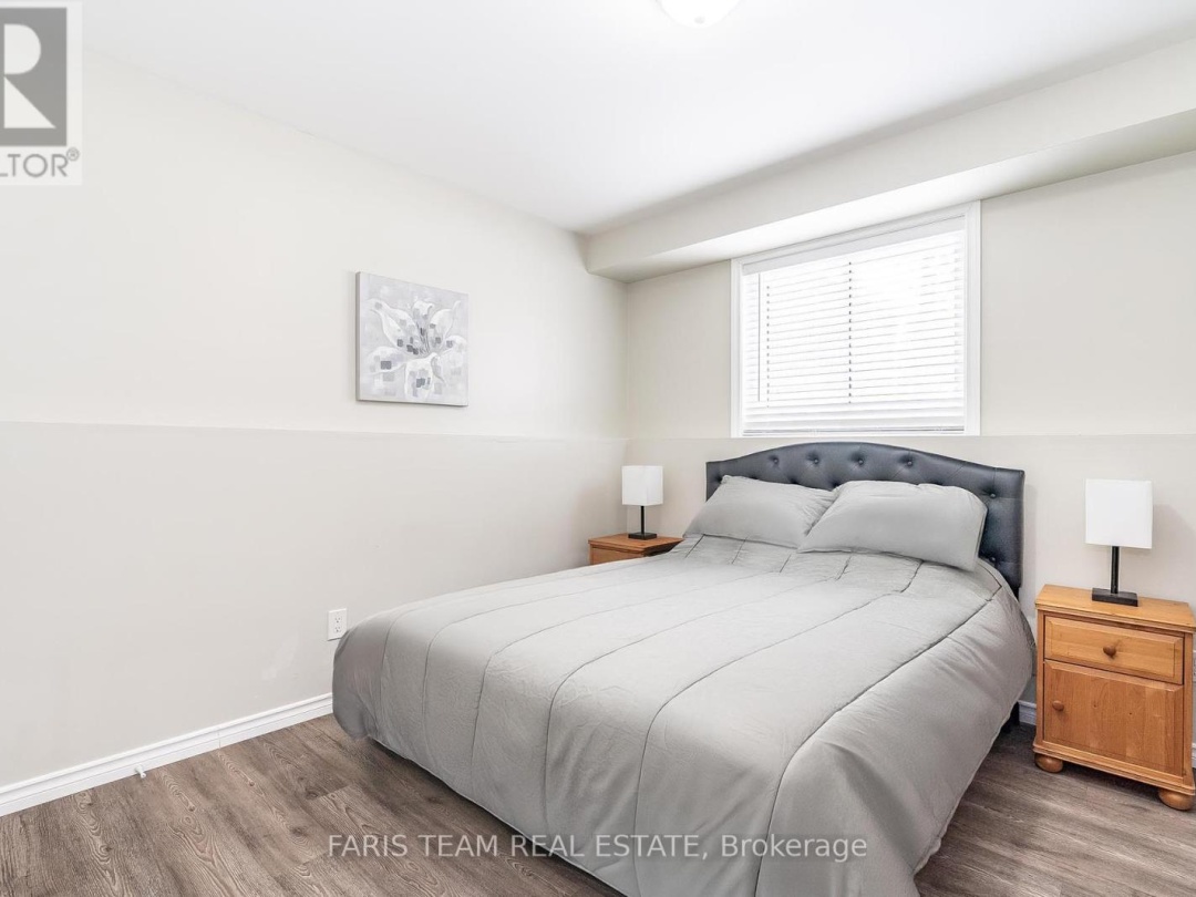 2082 CENTRE AVENUE, 