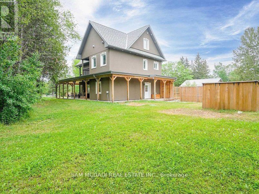 44 BASS LAKE ROAD, Pigeon Lake
