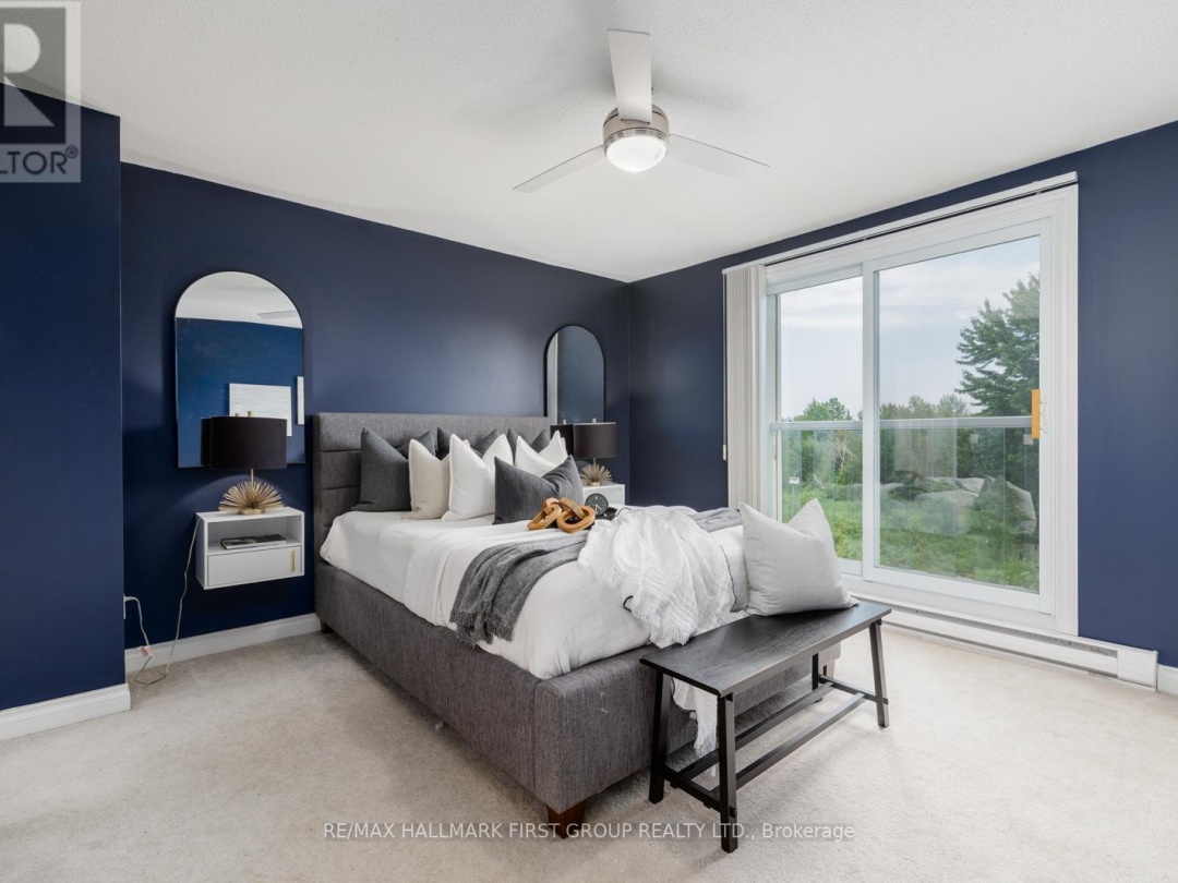 9 4 Paradise Boulevard, Lake Simcoe