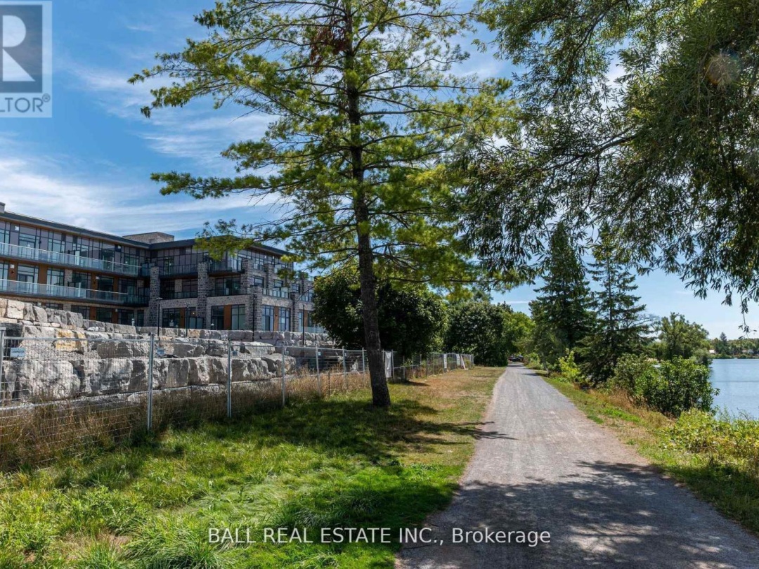 107 - 99 LOUISA STREET, 