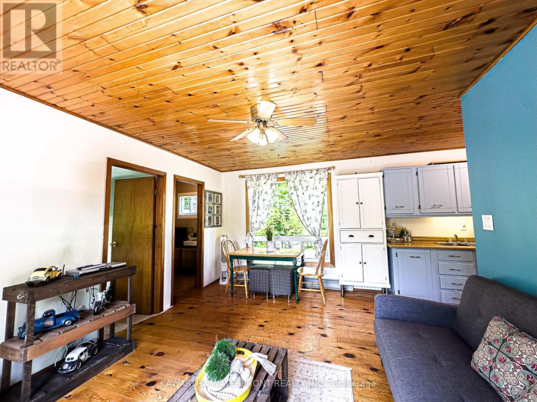 1120 English Circle, Tamarack Lake