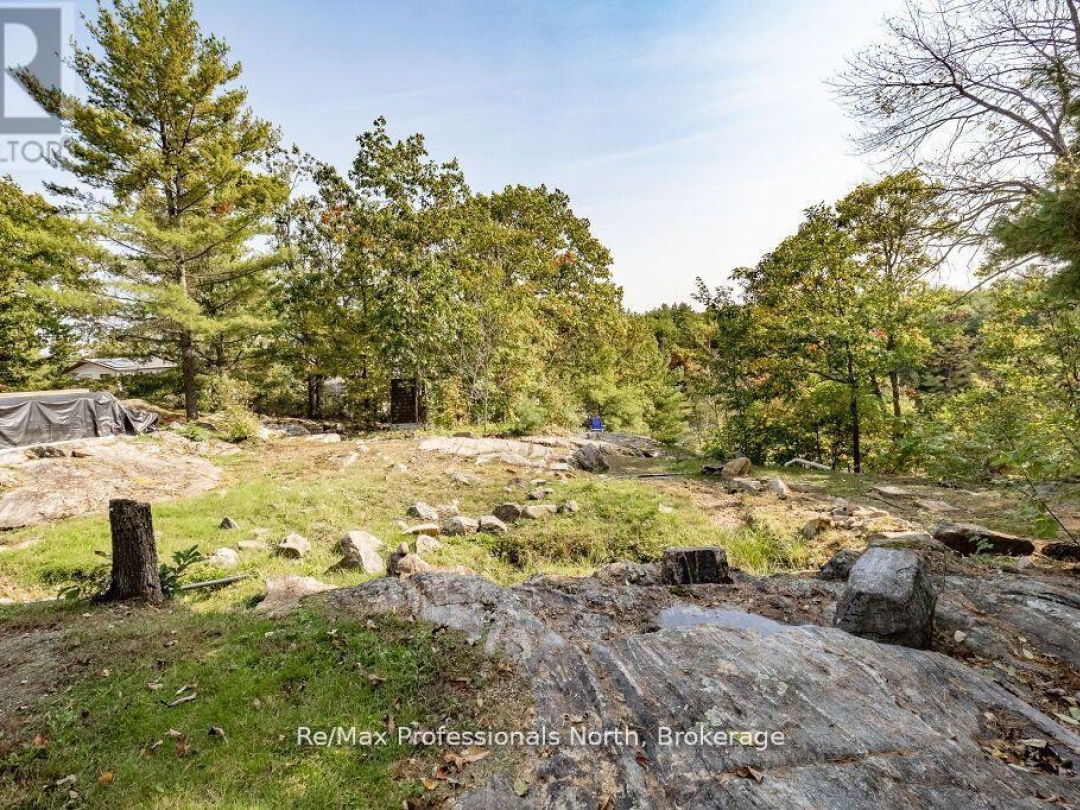 1006 BOOTH LANE, Pine Lake