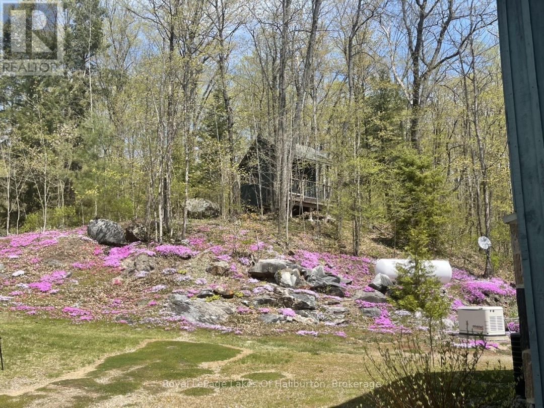 48 RUSSELL DRIVE, White Lake