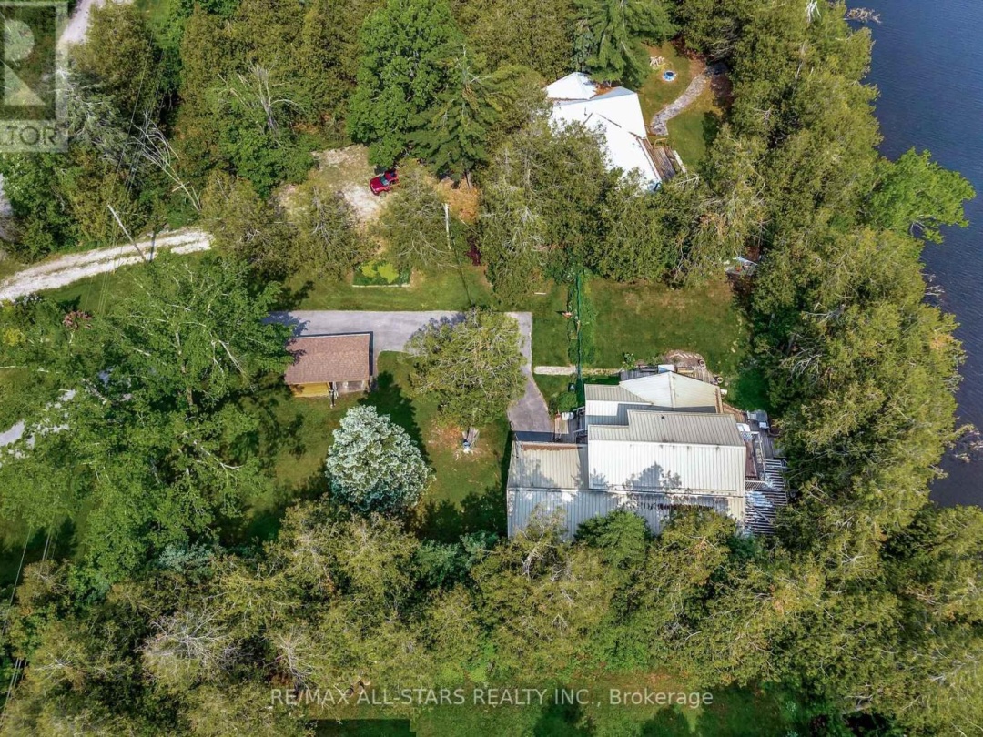 14 Wychwood Drive E, Sturgeon Lake