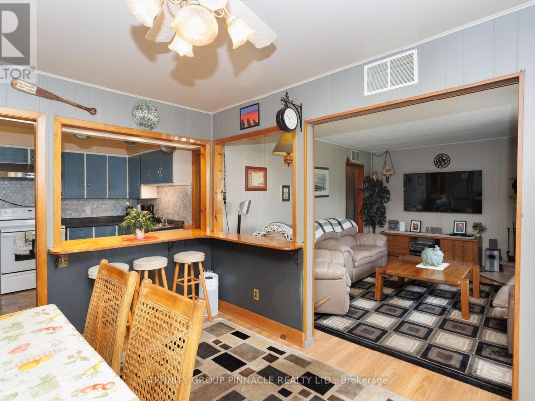 46 Maplewood Avenue, Lake Simcoe