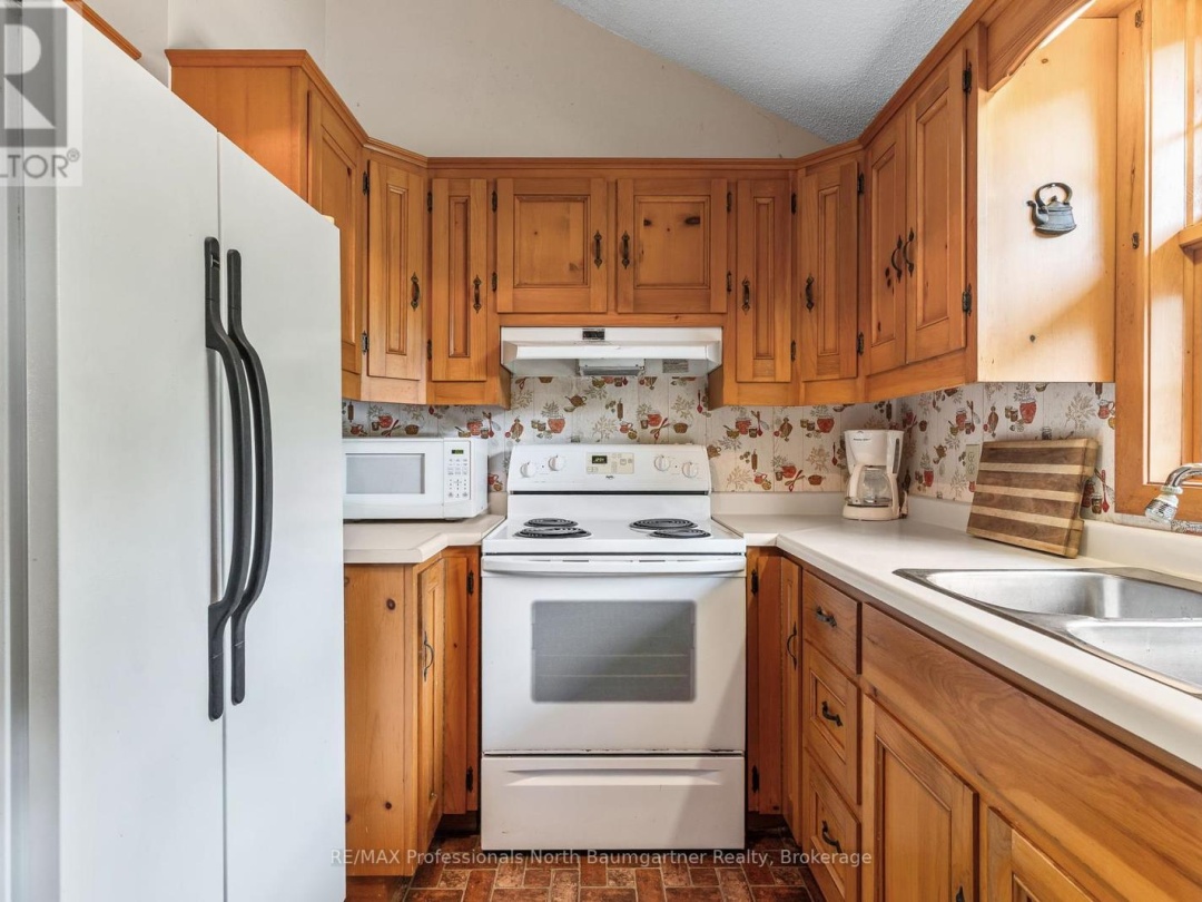 1230 NORTH SHORE ROAD, 
