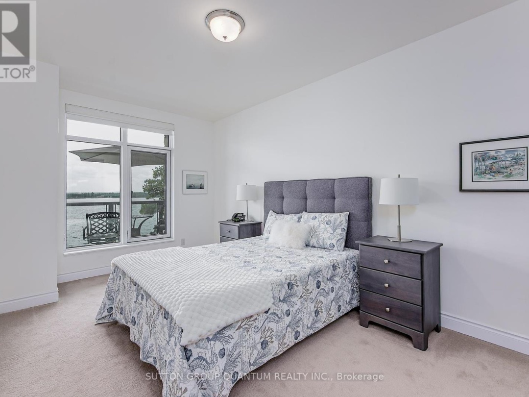210 - 90 ORCHARD POINT ROAD, 