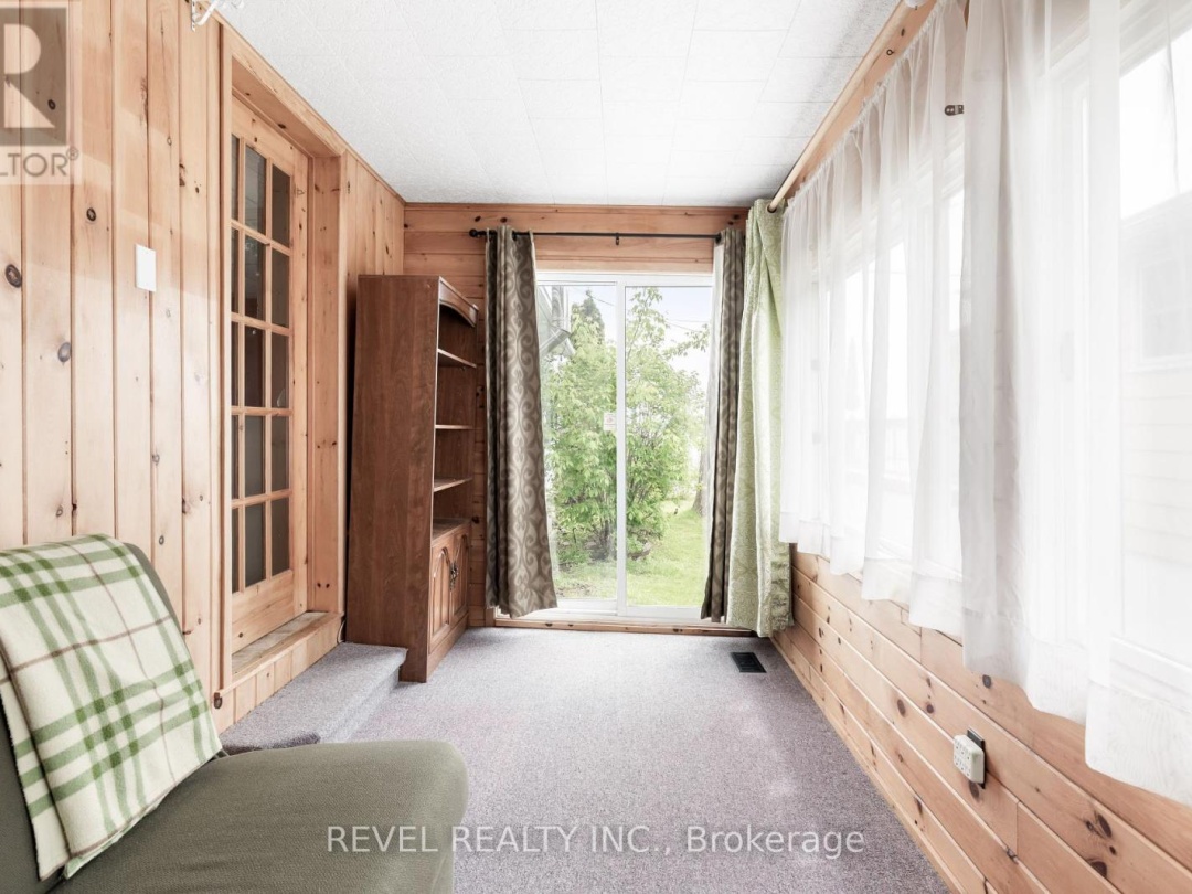 483 Long Beach Road, Sturgeon Lake