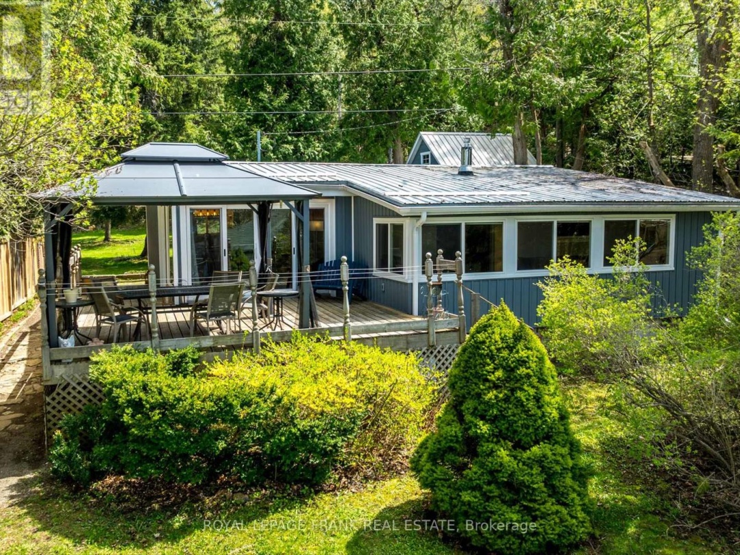 8 DAISY TRAIL, Sturgeon Lake