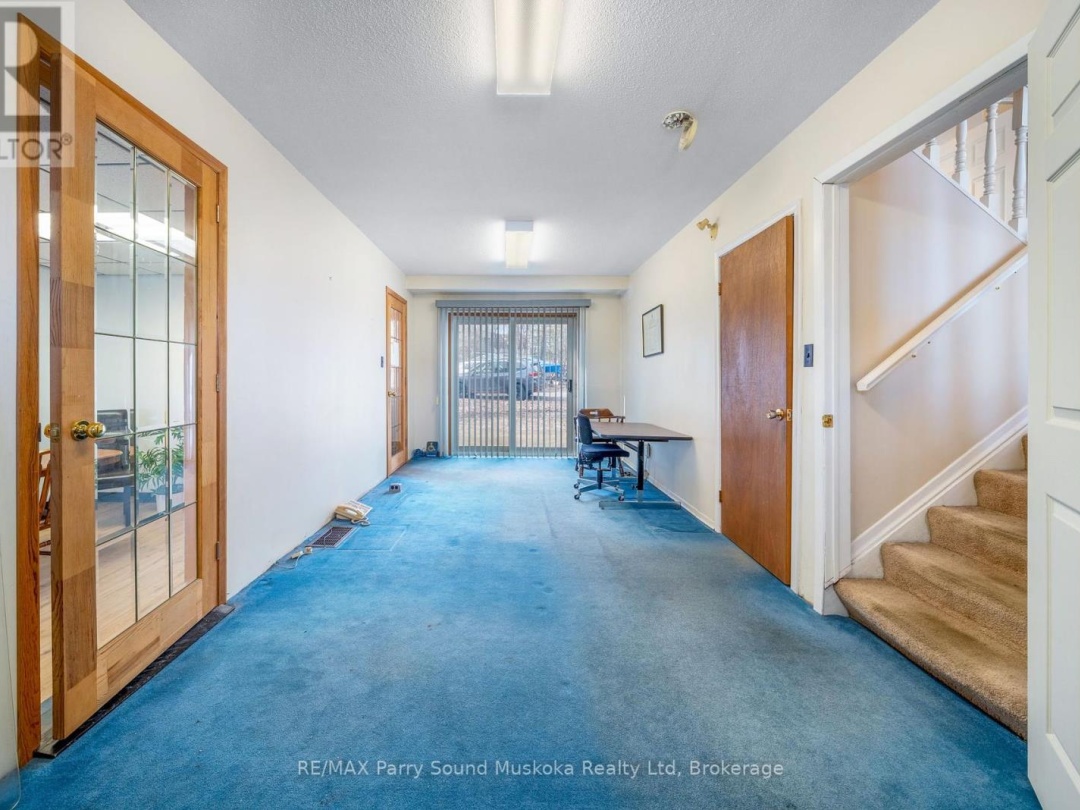 2 WILLIAM STREET, Parry Sound
