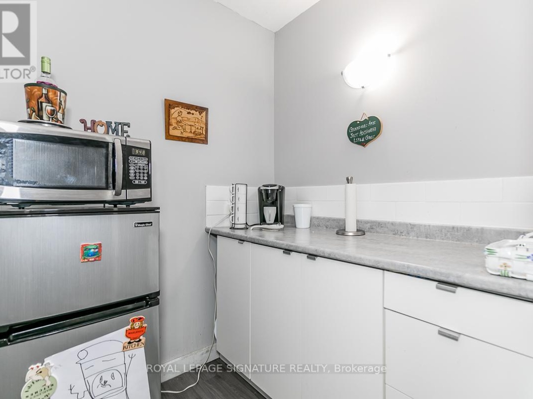 1032 BASELINE ROAD, 
