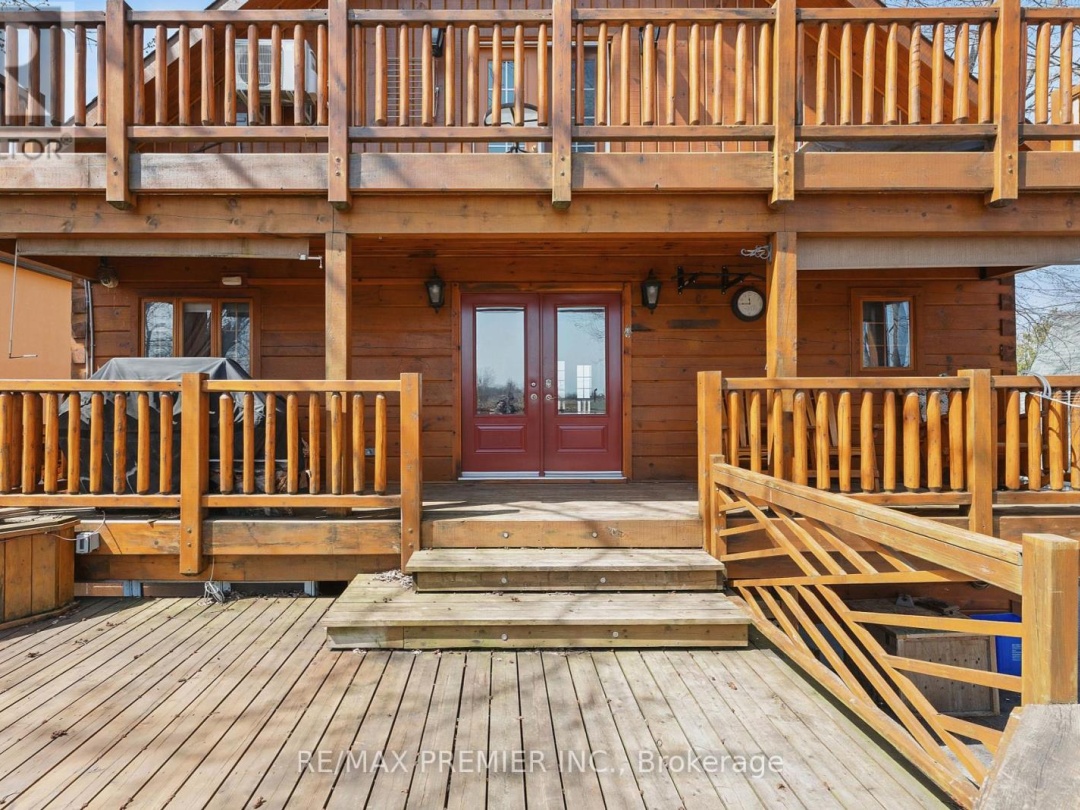 2441 LAKESHORE DRIVE, 