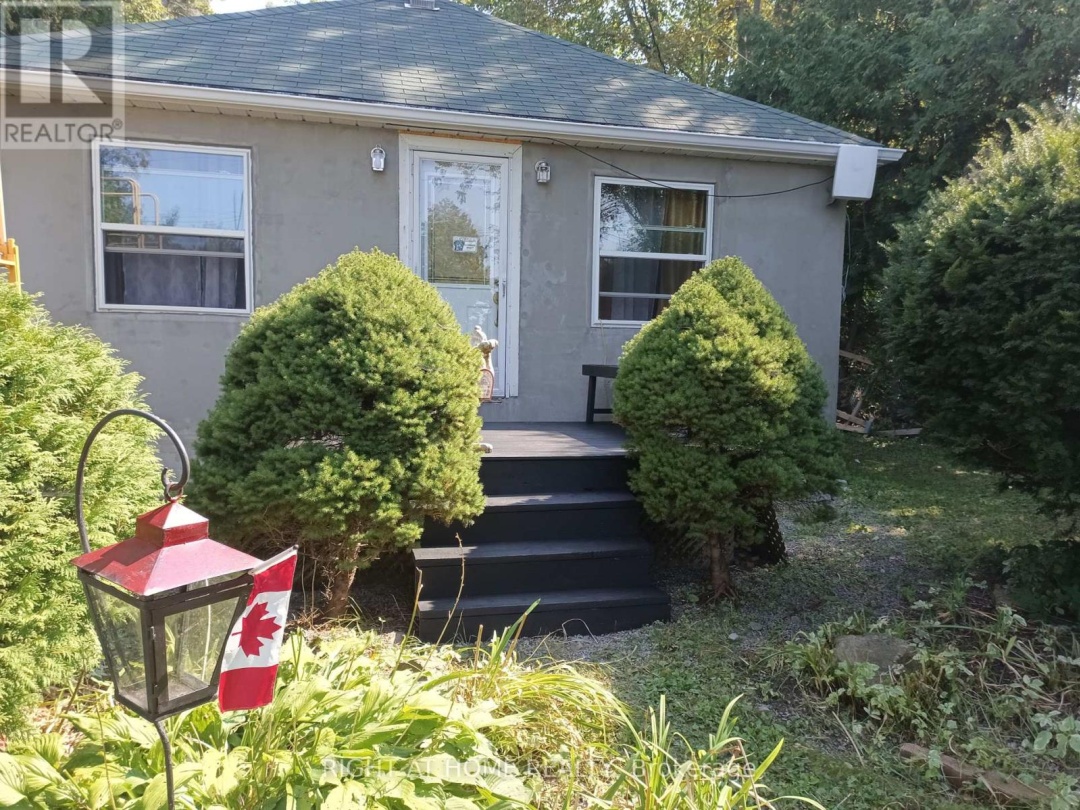 2323 Lakeshore Drive, Lake Simcoe