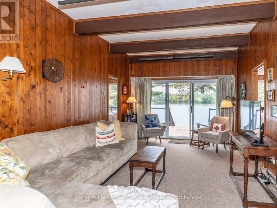 Unit 2 1200 North Shore Drive, Gull Lake