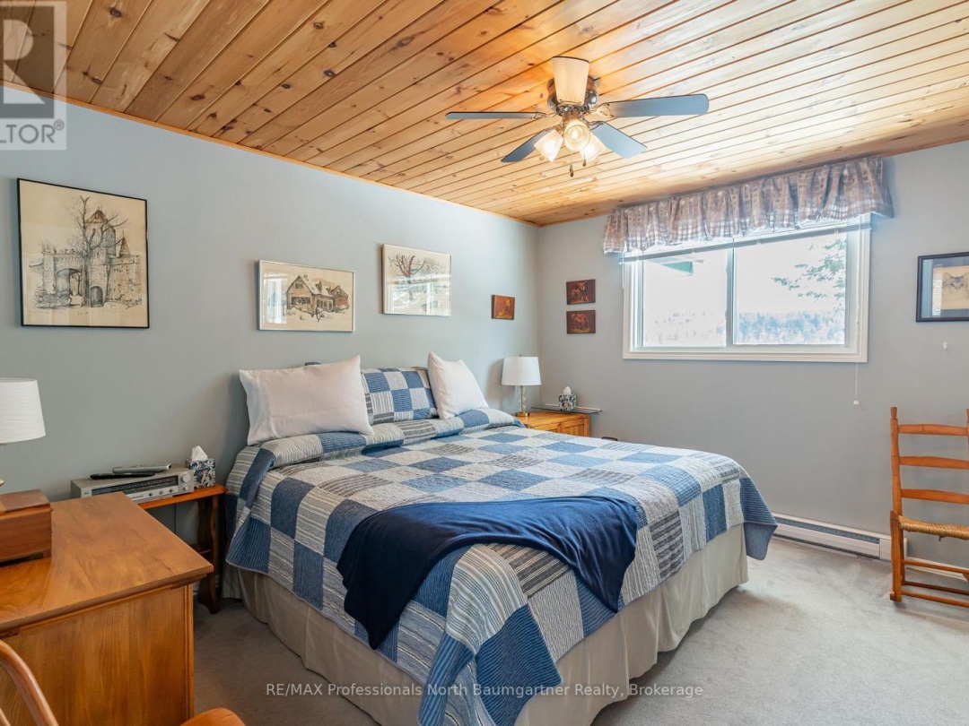 6258 Haliburton Lake Road, Haliburton Lake